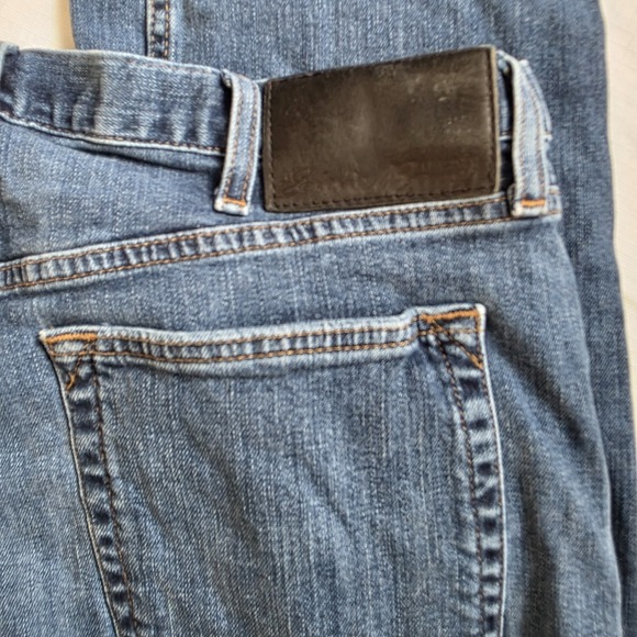 Eddie Bauer Mens Straight Fit Jeans Dark Wash T36x34 Gorpcore dad jean normcore - Picture 12 of 12